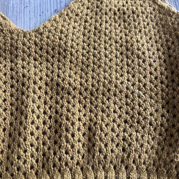 Don’t Ask Why Made In Italy Gold Crochet Boho Top Size Medium - Picture 2 of 5